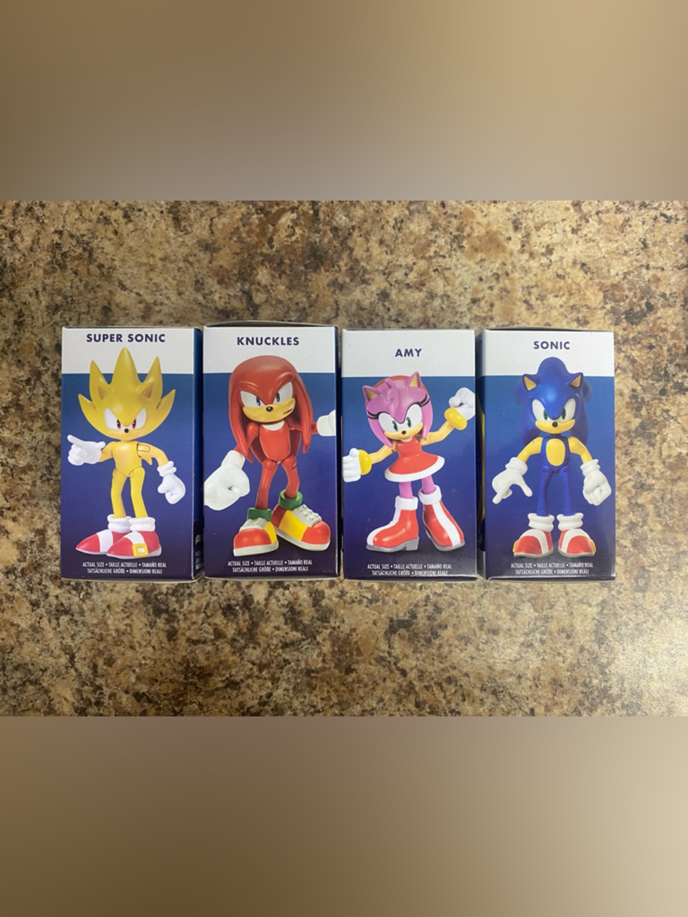 Sonic the Hedgehog Mini Figure Box Set - Sonic, Amy, Knuckles, Super Sonic